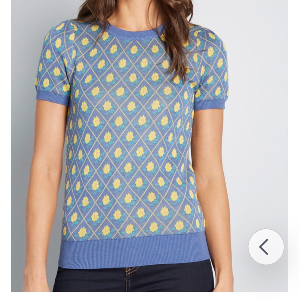 ModCloth Throwback Blooms Short Sleeve Sweater